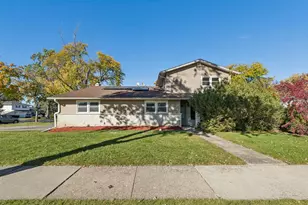 510 Dulles Rd, Des Plaines, IL 60016 - Photo 1