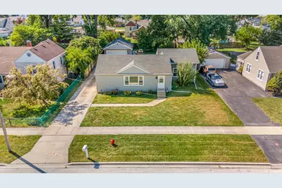 7510 S Thomas Avenue, Bridgeview, IL 60455 - Photo 1