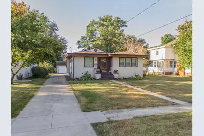 528 E 2nd Street, El Paso, IL 61738 - Photo 1