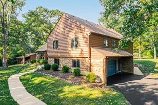 1313 Chatham Ln, Woodstock, IL 60098 - Photo 1