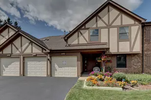 639 Elizabeth Dr, Wood Dale, IL 60191 - Photo 1