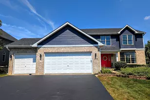 5520 Bear Claw Ct, Hoffman Estates, IL 60192 - Photo 1