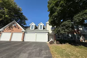 1404 Apricot Ct, Mount Prospect, IL 60056 - Photo 1