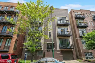 1877 N Winnebago Ave, Chicago, IL 60647 - Photo 1