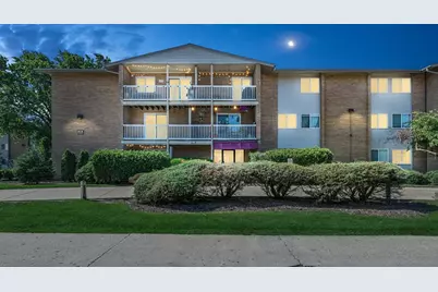 910 Beau Drive #211, Des Plaines, IL 60016 - Photo 1