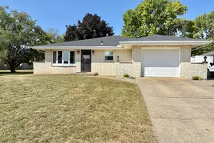 1409 Catherine St, Ottawa, IL 61350 - Photo 1