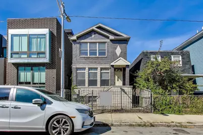 2044 W Superior Street, Chicago, IL 60612 - Photo 1