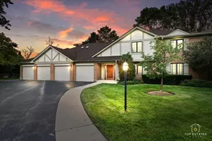 960 Ivy Ln, Deerfield, IL 60015 - Photo 1