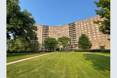 7141 N Kedzie Avenue #1209, Chicago, IL 60645 - Photo 1