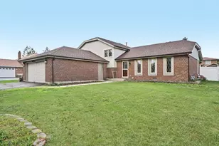 15336 Regent Dr, Orland Park, IL 60462 - Photo 1