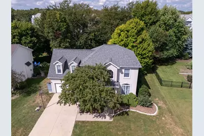 2015 Foxwood Cc, Normal, IL 61761 - Photo 1