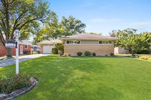 1248 Oakmont Ave, Flossmoor, IL 60422 - Photo 1