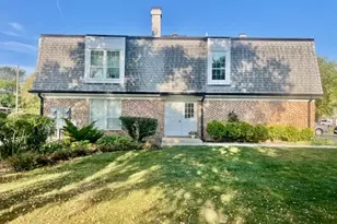 164 W Golf Rd, Libertyville, IL 60048 - Photo 1