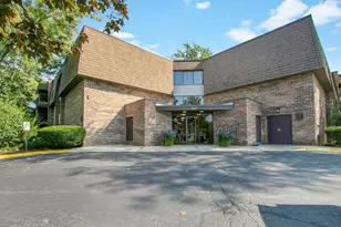 907 S Williams St, Westmont, IL 60559 - Photo 1