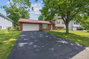 2320 Bayside Dr, Hanover Park, IL 60133 - Photo 1