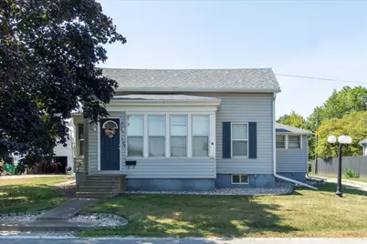 107 S 5th Avenue, Mendota, IL 61342 - Photo 1