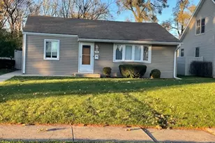326 W Adams St, Villa Park, IL 60181 - Photo 1