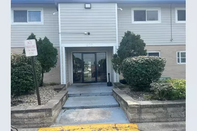 870 E Old Willow Road #150, Prospect Heights, IL 60070 - Photo 1