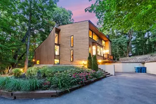 11905 S Lakewood Ave, Palos Park, IL 60464 - Photo 1