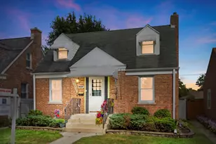 9532 Jackson Ave, Brookfield, IL 60513 - Photo 1