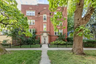 6712 N Glenwood Ave, Chicago, IL 60626 - Photo 1