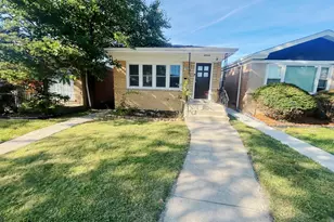 520 W 97th St, Chicago, IL 60628 - Photo 1