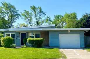 413 Wilshire St, Park Forest, IL 60466 - Photo 1