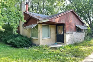 9049 N Greenwood Ave, Niles, IL 60714 - Photo 1