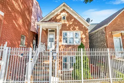 2329 S Hoyne Avenue, Chicago, IL 60608 - Photo 1