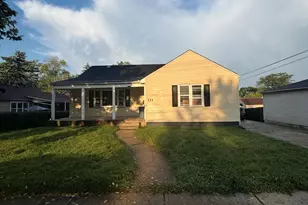 111 S Smith St, Aurora, IL 60505 - Photo 1