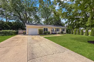 328 Thunderbird Trail, Carol Stream, IL 60188 - Photo 1