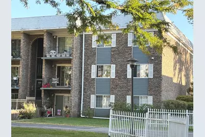 1511 N Windsor Drive #208, Arlington Heights, IL 60004 - Photo 1