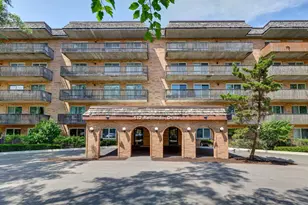 512 Redondo Dr, Downers Grove, IL 60516 - Photo 1