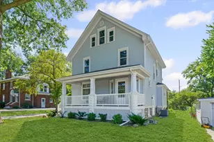 462 E Summer St, Paxton, IL 60957 - Photo 1