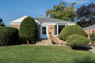 2166 Laura Ln, Des Plaines, IL 60018 - Photo 1