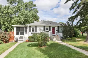 6 W Harding Rd, Lombard, IL 60148 - Photo 1