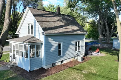 604 S Van Buren Street, Batavia, IL 60510 - Photo 1