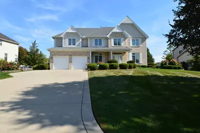 1475 Falcon Lane, Hoffman Estates, IL 60192 - Photo 1