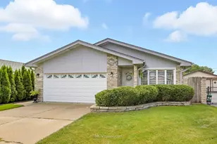 5905 W 89th St, Oak Lawn, IL 60453 - Photo 1