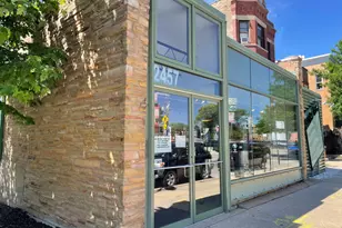 2457 W Montrose Ave, Chicago, IL 60618 - Photo 1