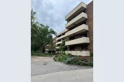 9244 Gross Point Road #103, Skokie, IL 60077 - Photo 1