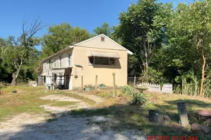 13604 S Monticello Ave, Robbins, IL 60472 - Photo 1