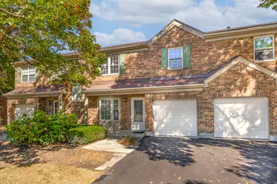 915 Carlisle Avenue, Westmont, IL 60559 - Photo 1