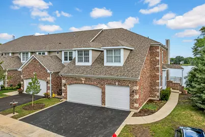 1020 W Bogey Lane, Palatine, IL 60067 - Photo 1