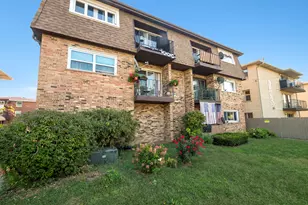 9721 S Harlem Ave, Chicago Ridge, IL 60415 - Photo 1