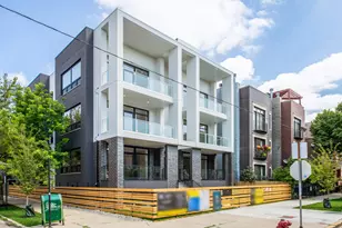 2456 W Cortez St, Chicago, IL 60622 - Photo 1