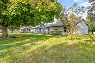 203 S Newman St, Durand, IL 61024 - Photo 1