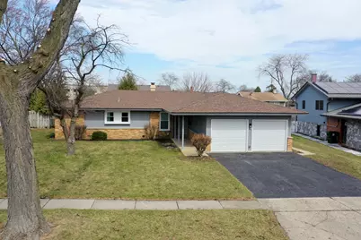 76 Grange Road, Elk Grove Village, IL 60007 - Photo 1