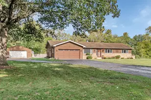 5640 E North Prairie Dr, Morris, IL 60450 - Photo 1