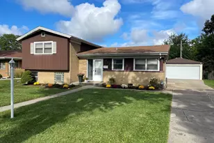 226 Briar Dr, Wilmette, IL 60091 - Photo 1